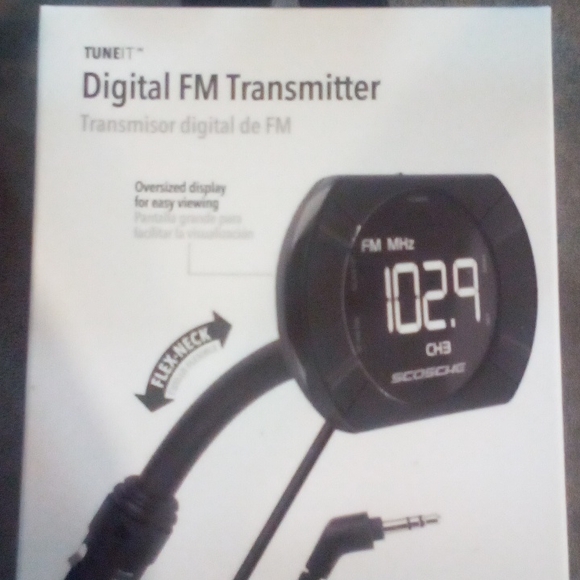 NWT Digital FM Transmitter - Picture 2 of 8